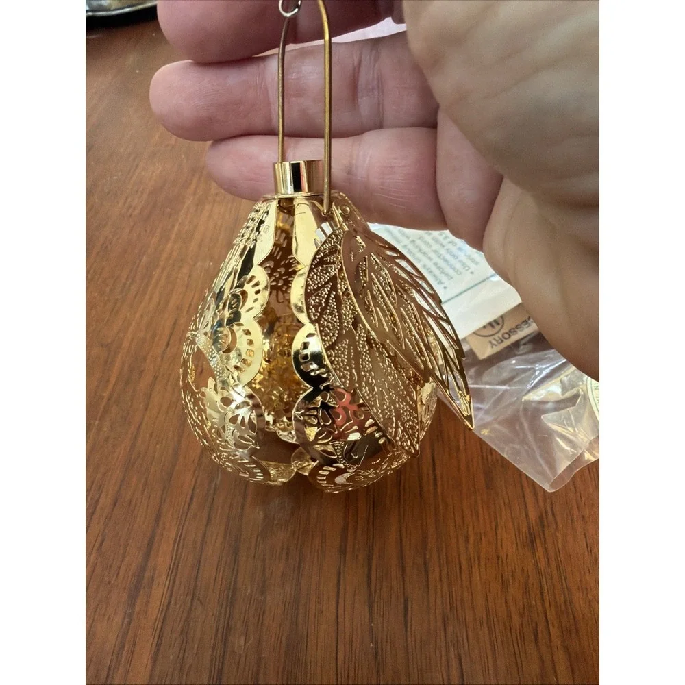 Hallmark product 1990